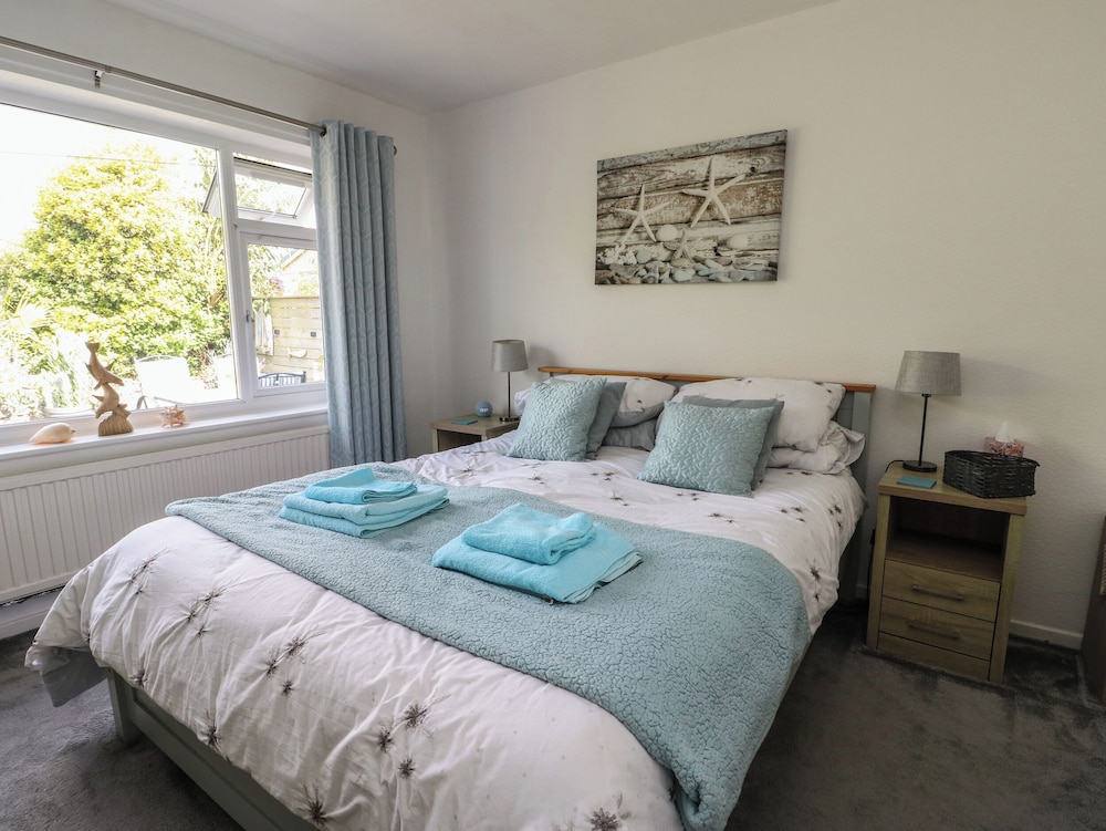 Benllech Bay Cottage
