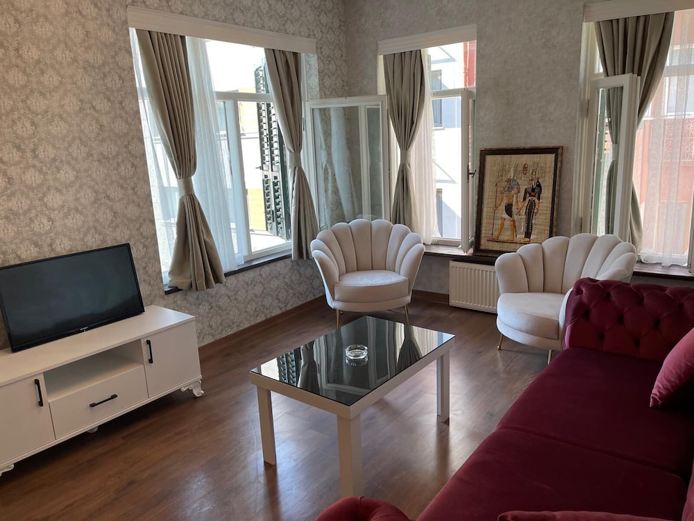 Moda Suit - Image 56