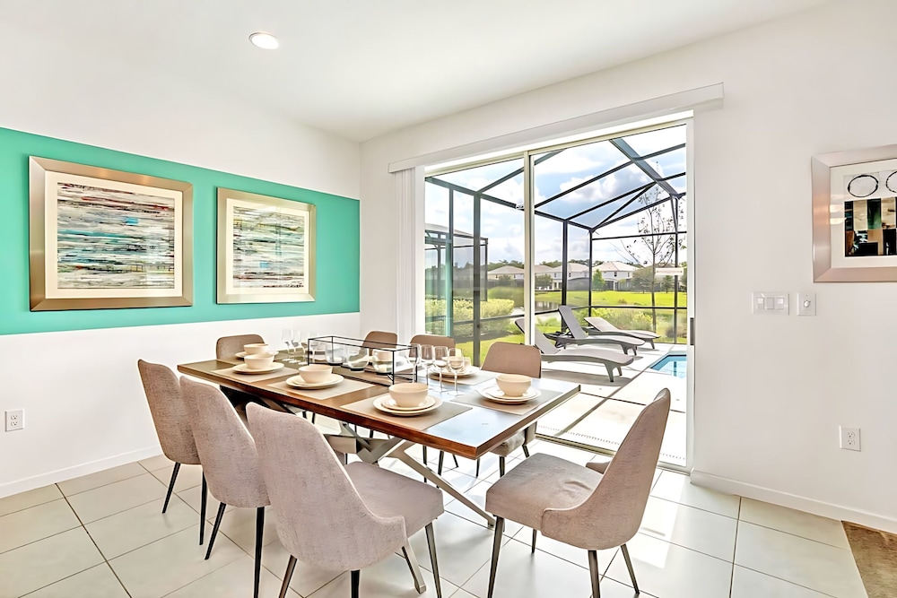 Upstay Lakefront Home w Pool Cinema Games BBQ