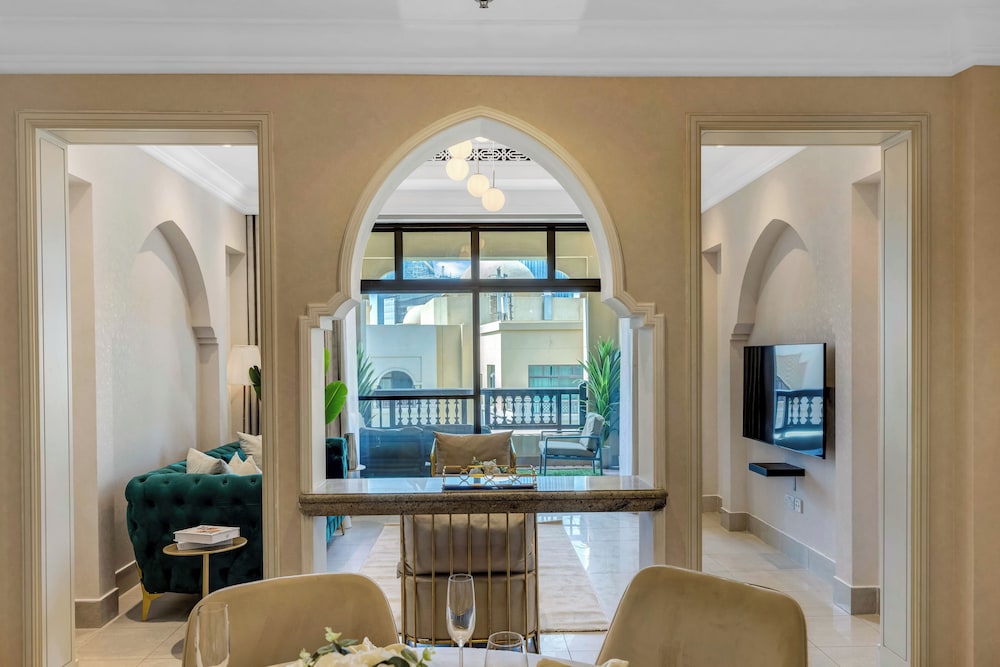Durrani Homes - Luxe Living at Souk Al Bahar with Burj Khalifa and partial Fountain view