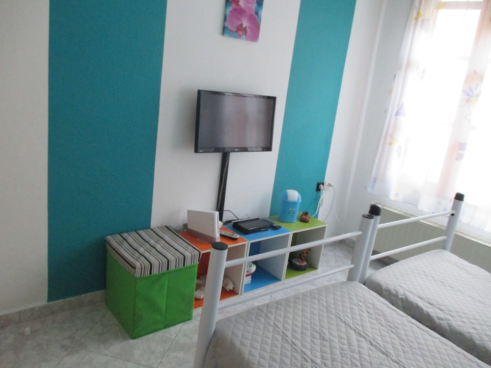 Castle Home Apartments view 5