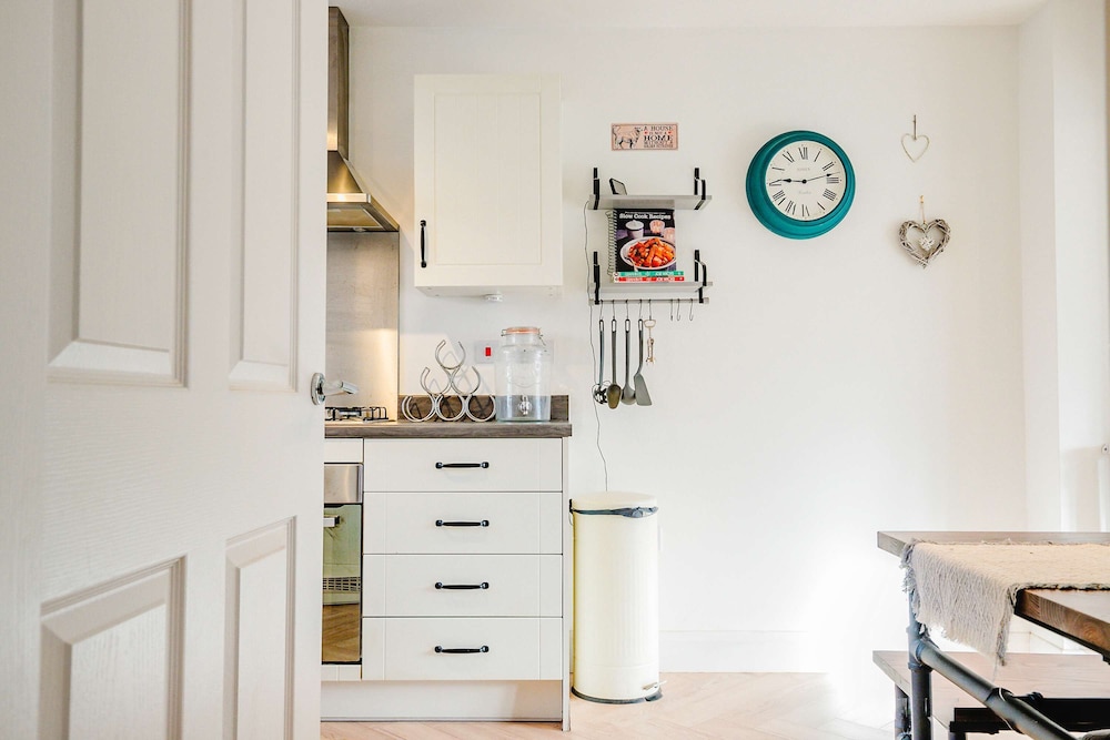 Host Stay Mercia House