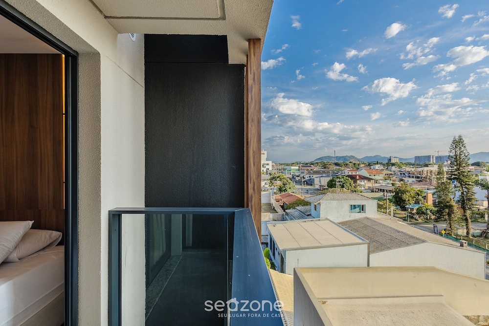 Studios in a Seaside Building, Close to Beto Carreiro at Penha Spot - Psob