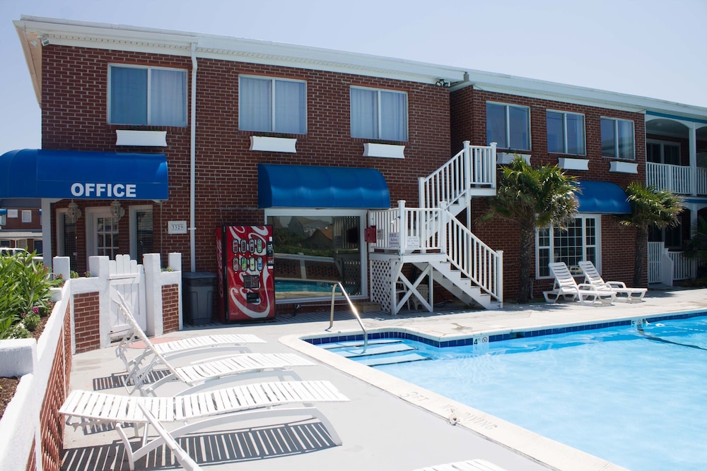 Colonial Inn Motel