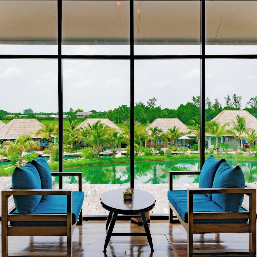 Buffalo Island Resort