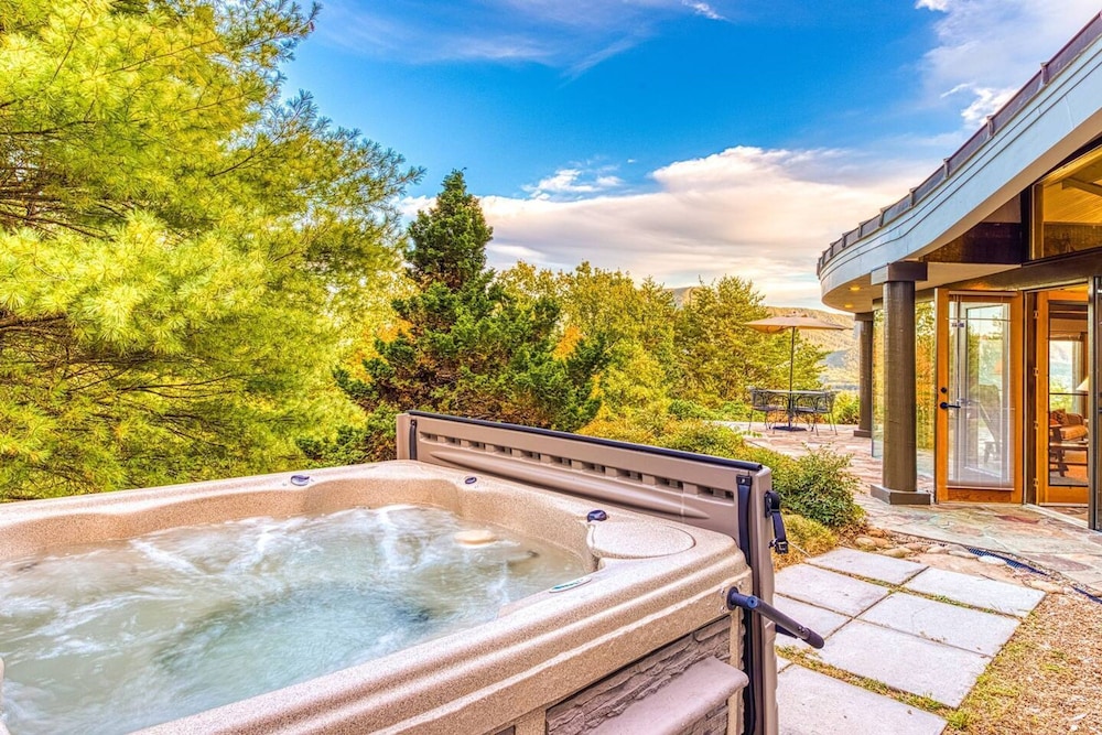 Belltop Architectural Wonder on Private Mountain