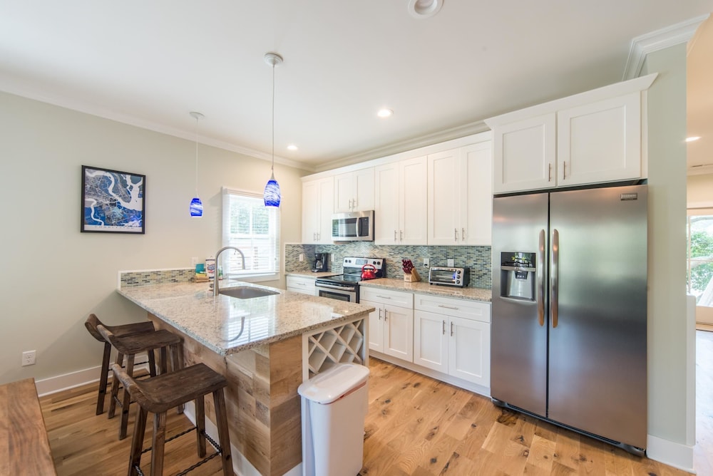 E Ashley A 121 4 Bedroom Holiday Home By My Ocean Rentals