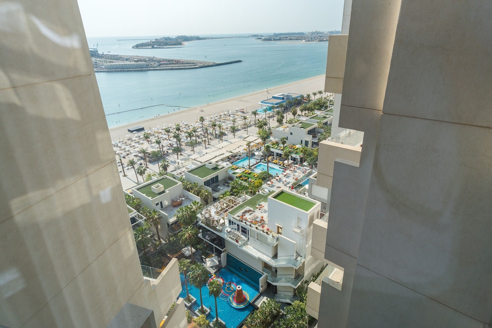 EDEN'S Homes & Villas - FIVE Residences