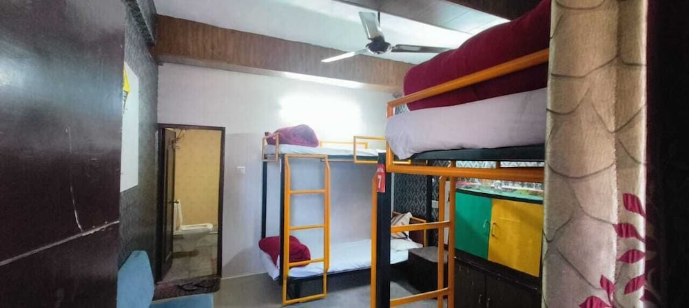 Bunkkinn Hotel Mussoorie International