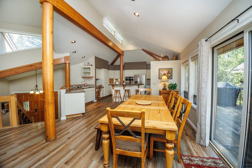 Tan Oak 15 4 Bedroom Home
