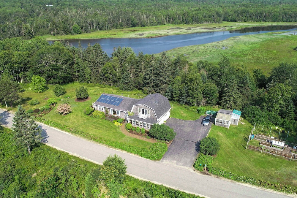 Bay Views: Peaceful Acadia National Park Getaway!