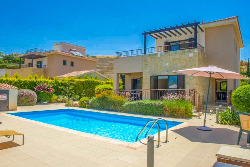 Villa Fortuna Large Private Pool Walk to Beach Sea Views A C Wifi Car Not Required - 2630 view 2