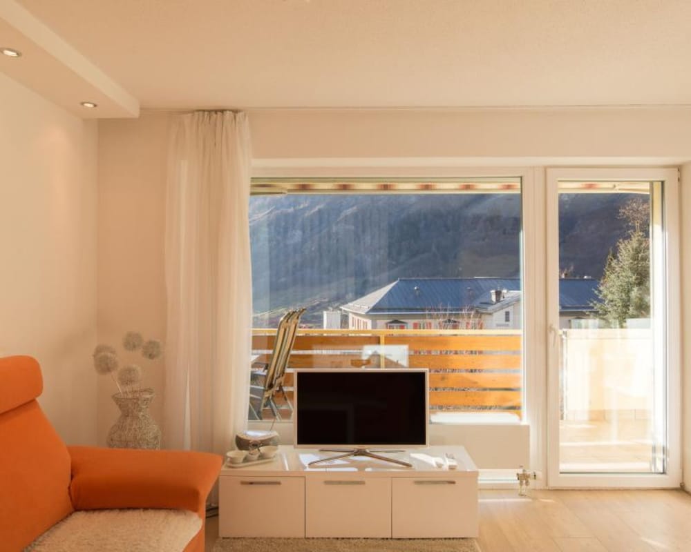 Haus Cristal