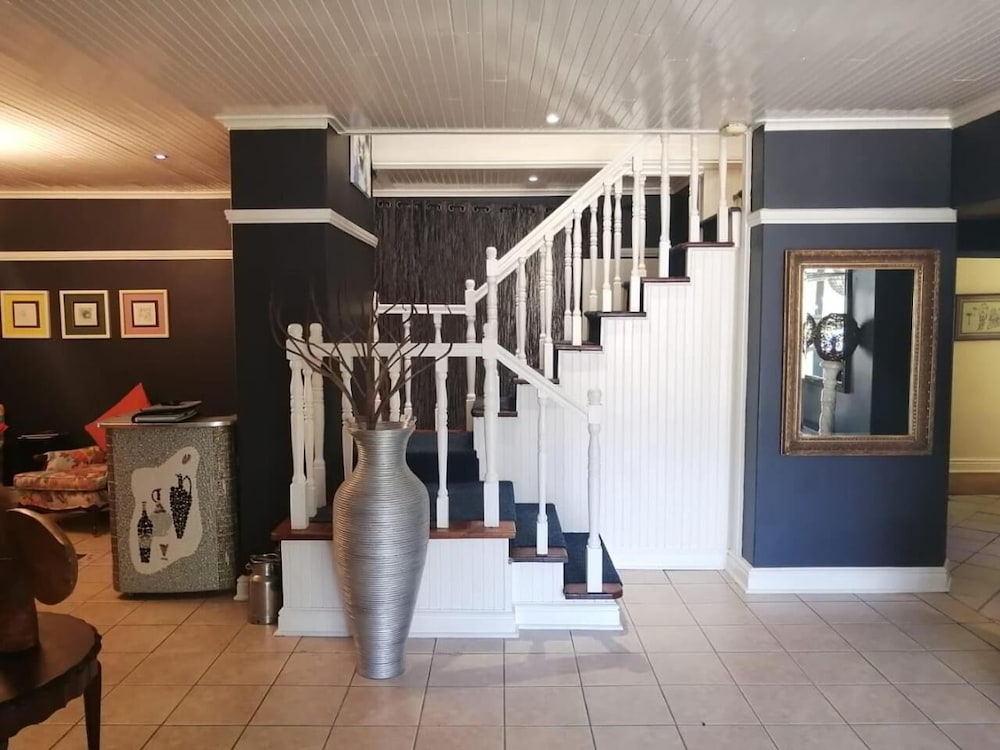 Knysna Wayside Inn