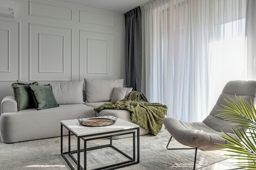Lion Apartments - City Center