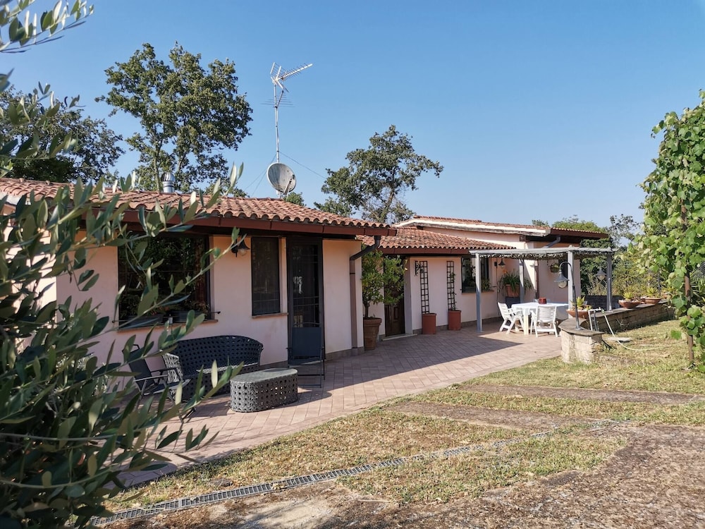 Rome Within Reach Relaxation, Nature, and a Private Pool!