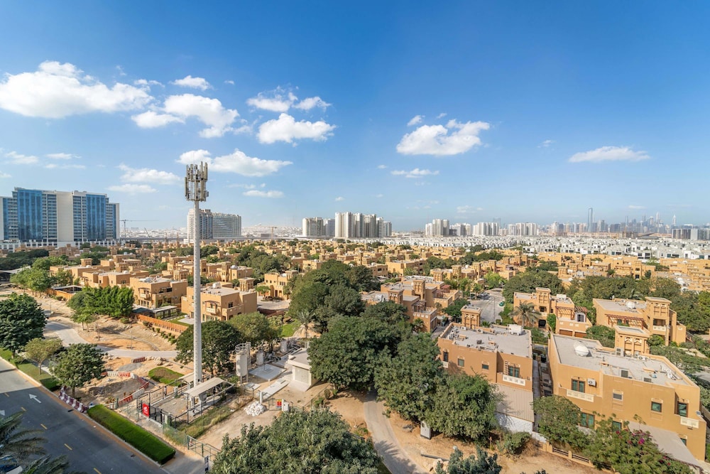 Charming new Studio With Pool and gym in Al Furjan
