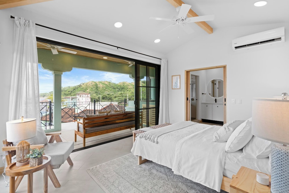 Stunning 3-BD Beachside Home with Small Pool