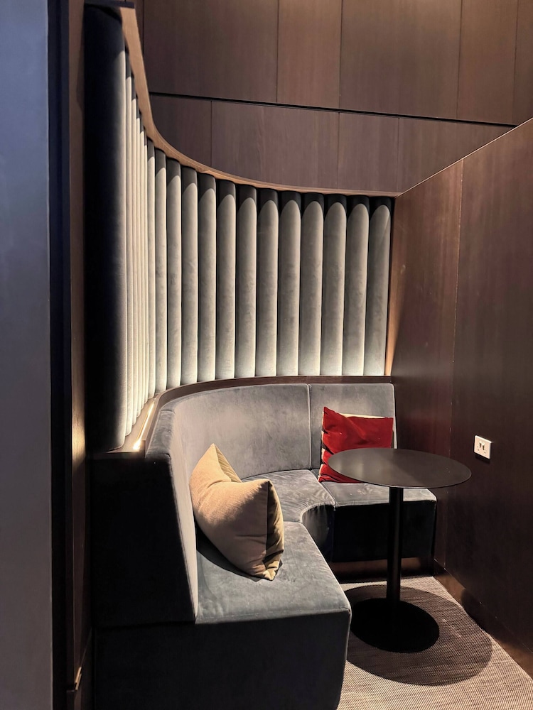Luxury 2-bedroom Apartment in the Heart of Melbourne