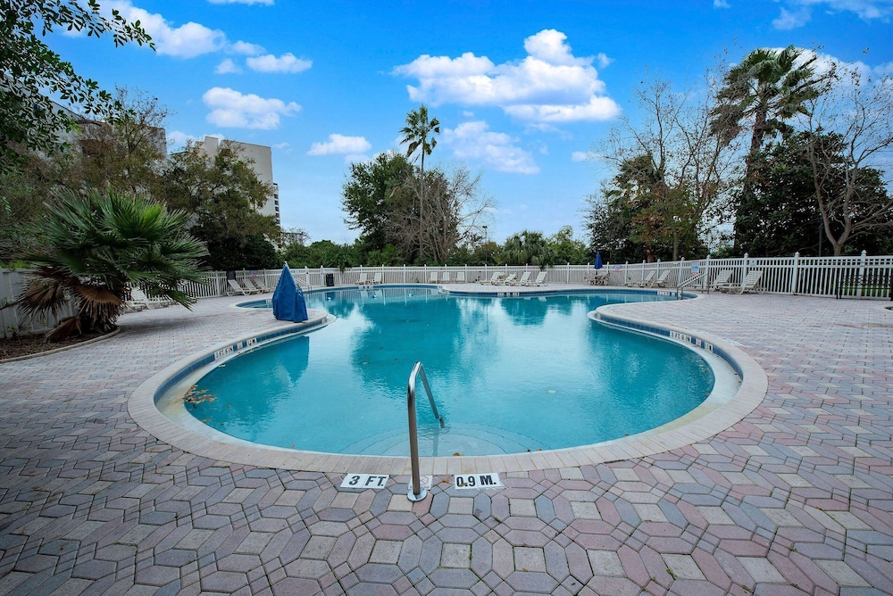 The Enclave Hotel and Suites