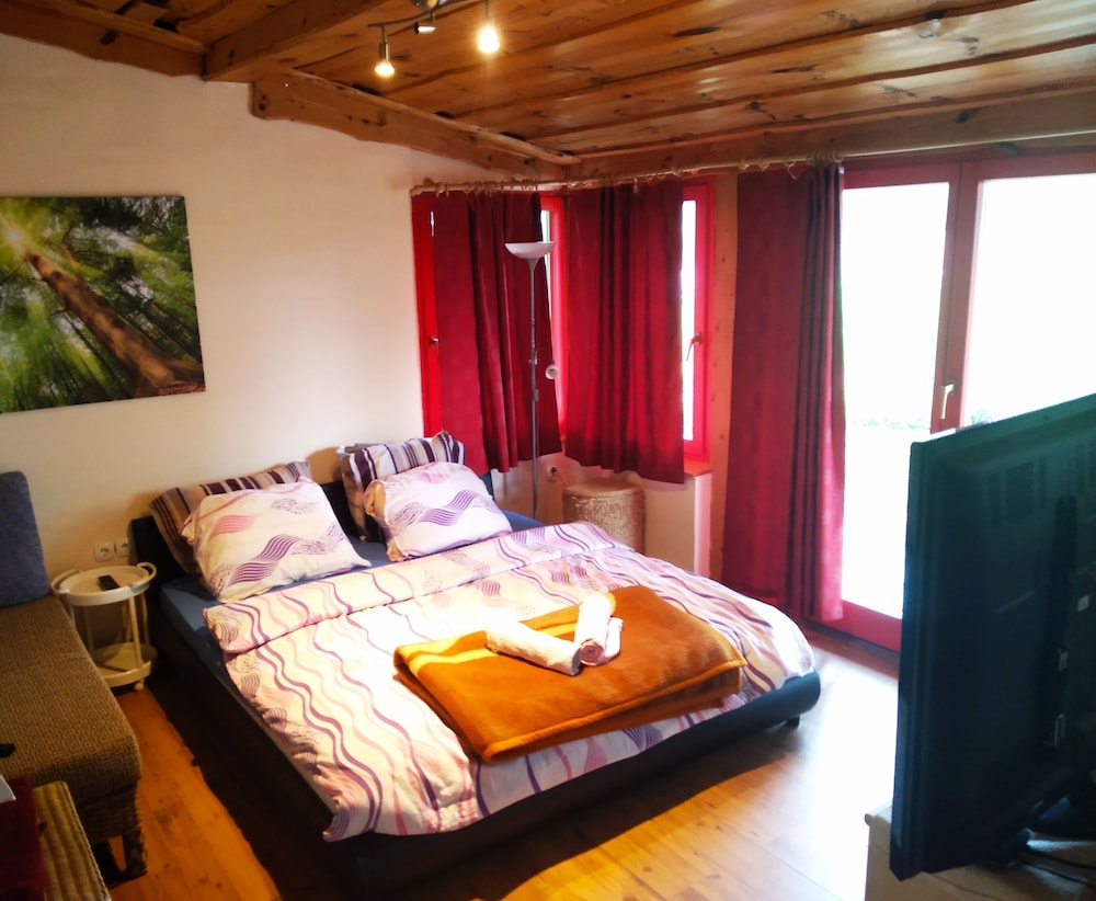 Photo 6