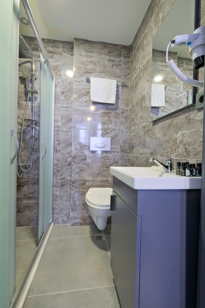 Kraliçe Oteli - Image 80