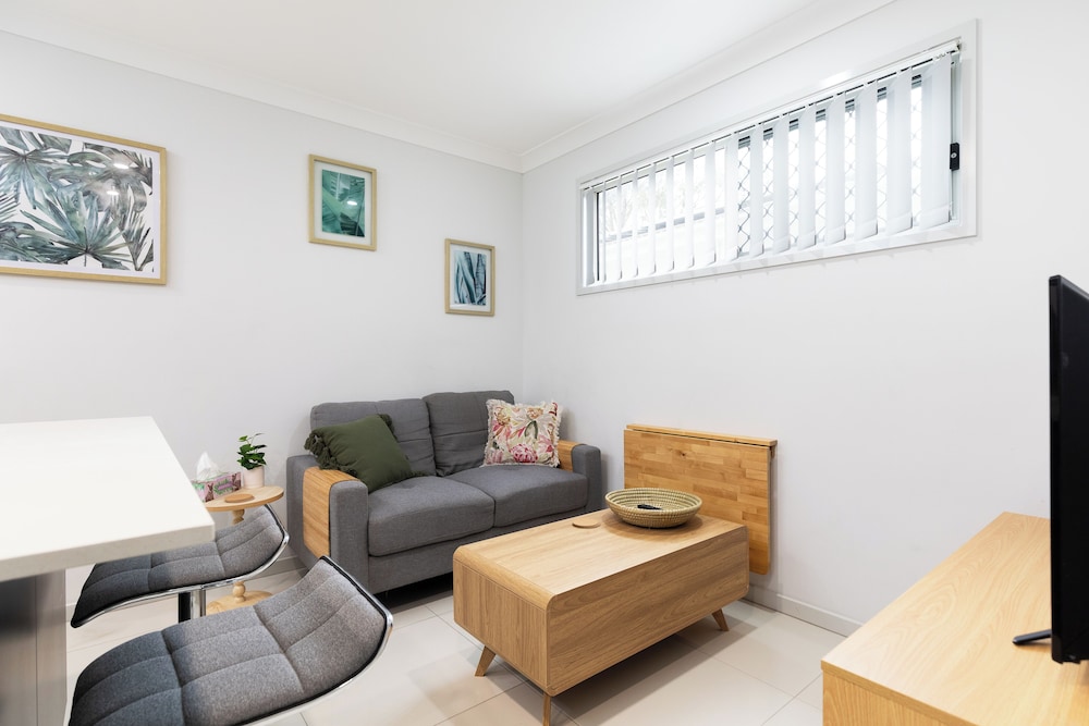 Smart Suites Self Check-in Apartments - 31 Freney
