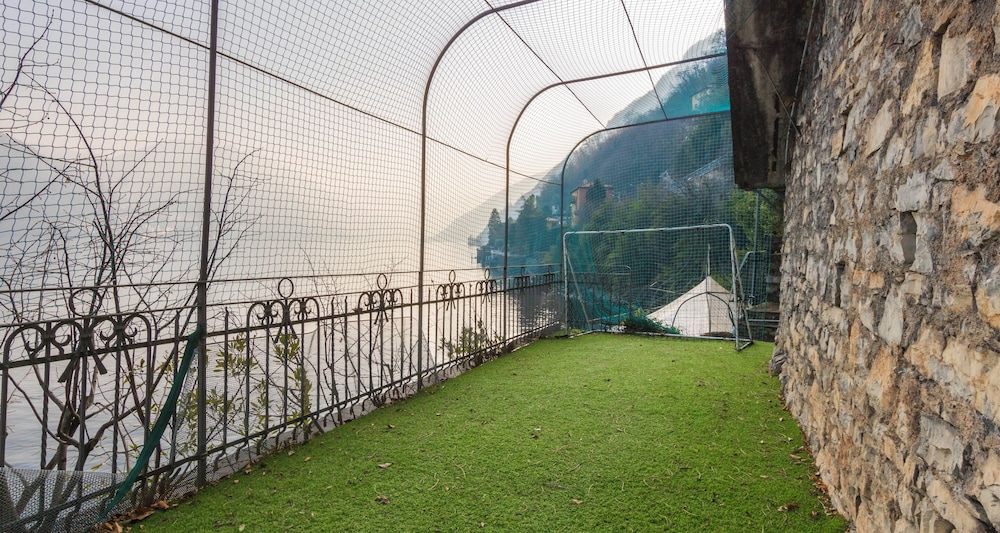 JOIVY Villa Anna Como Lake