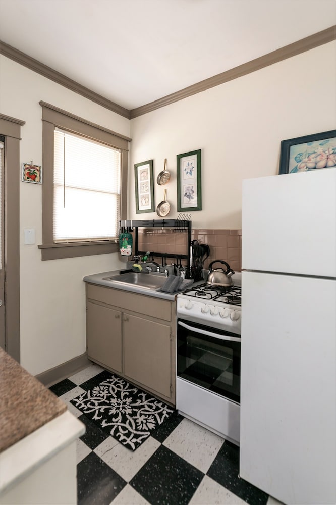 Memphis Belvedere Suites
