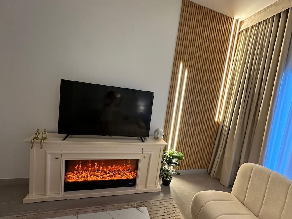 Magnificent GolfVille PoolView 2bedroom