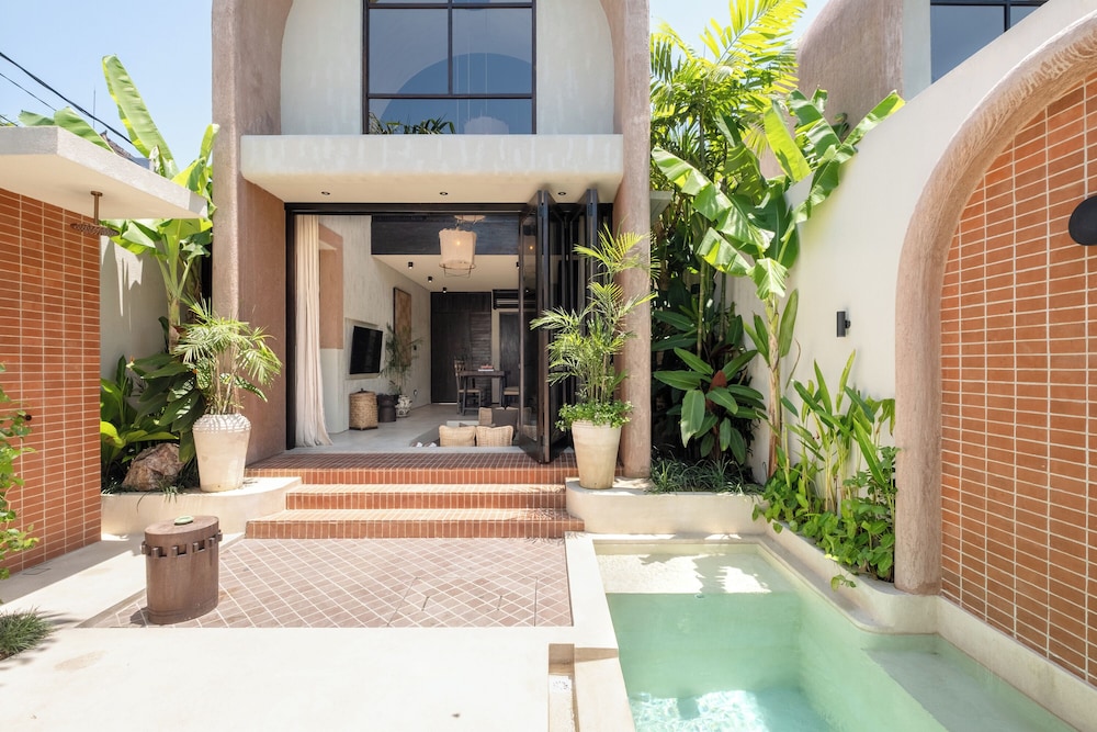 Bedouin Loft Pererenan
