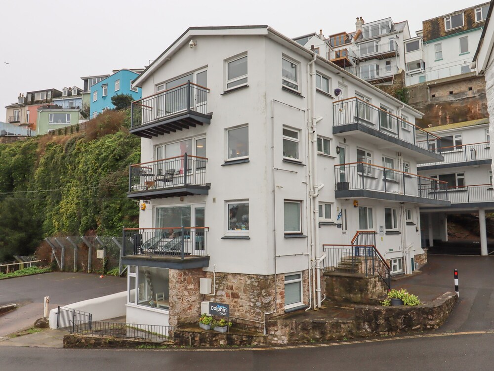 3 Dolphin Court view 4