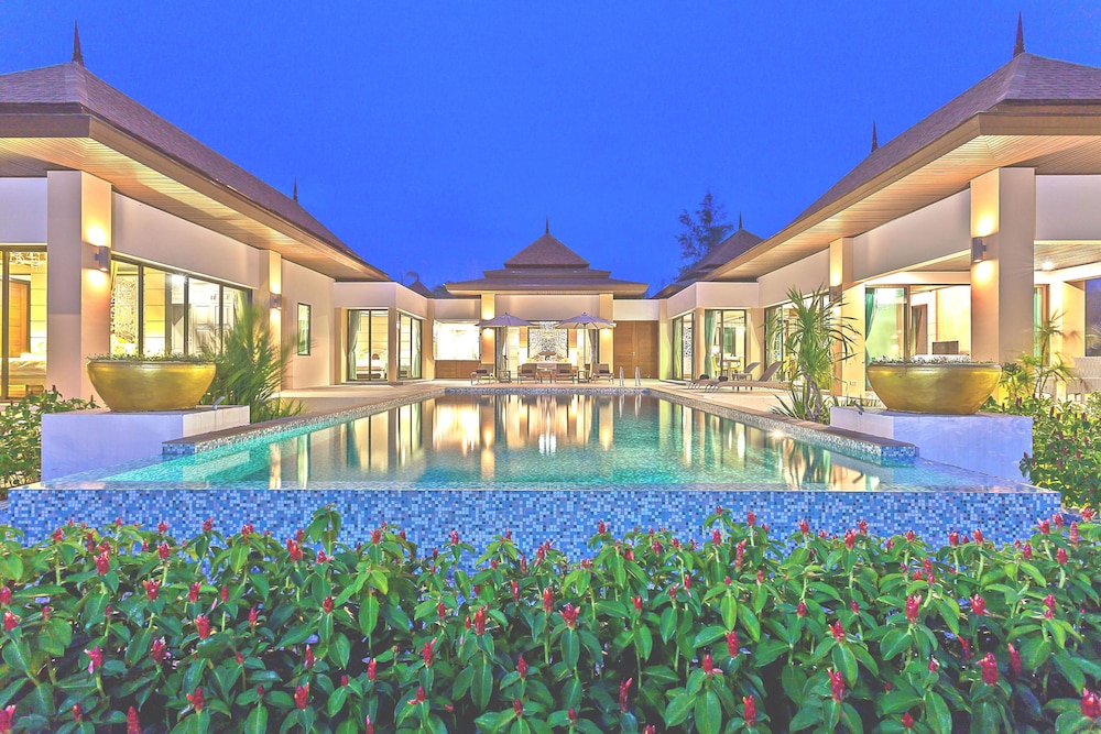 Ataman Luxury Villas