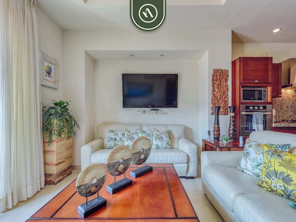 Amazing 1 BR Condo in Romantic Zone - Rooftop Pool