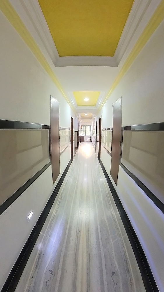 Hotel adithya