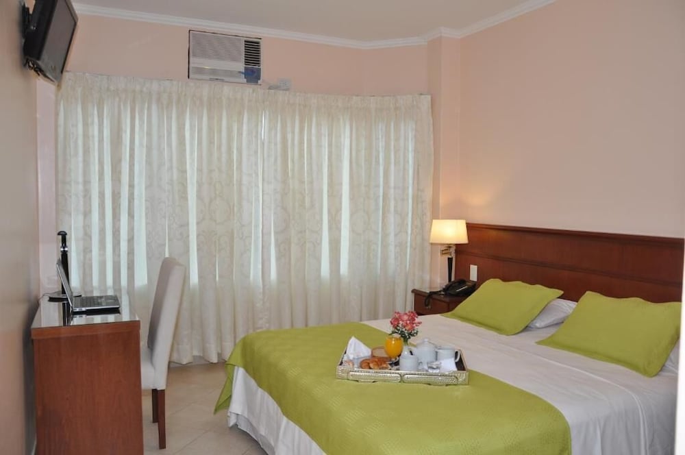 RealNoa Hotel