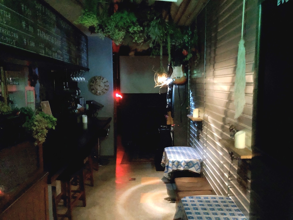 Top Edge Hostel