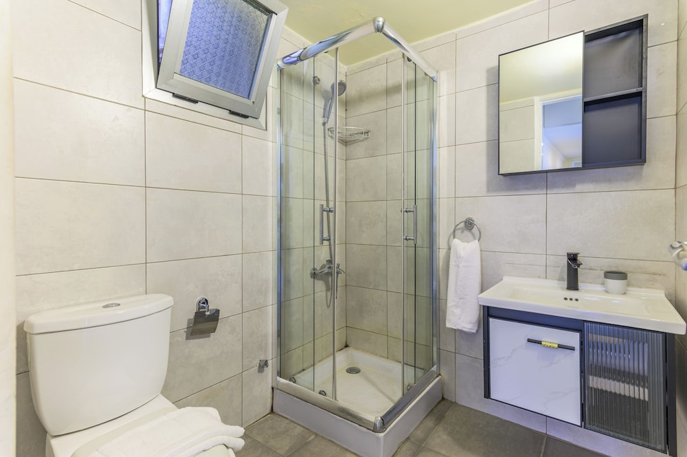 Slate - 2Br Apt W Balcony in Mar Mikhael