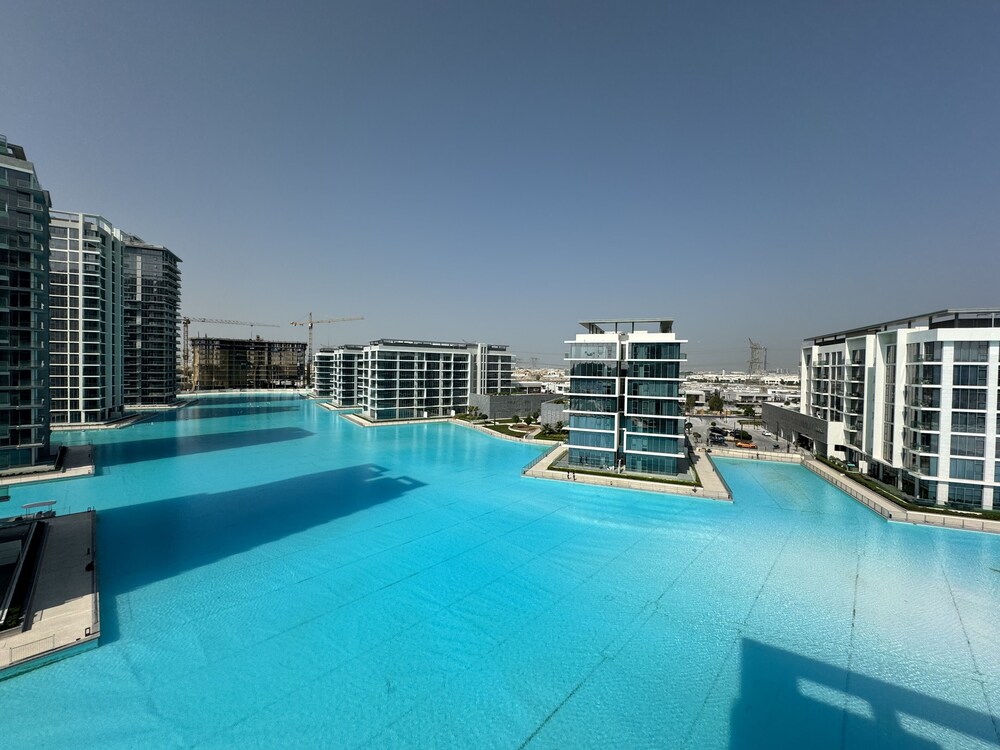 Manzil - 2Br Apt nr Downtown w Lagoon & Burj View