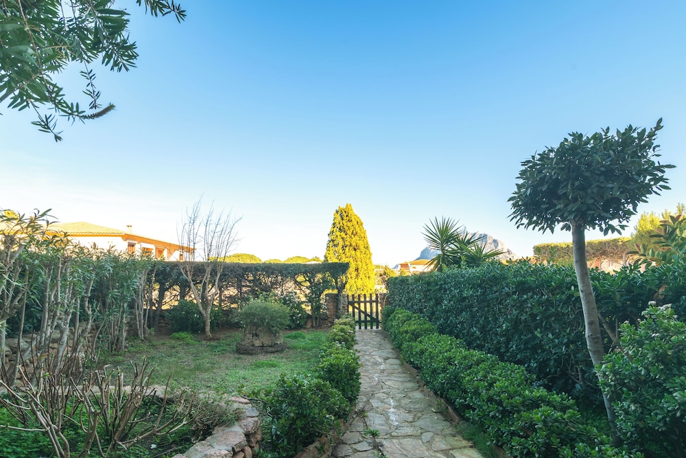 Il Vecchio Faro Vale 150m From The Beach view 2