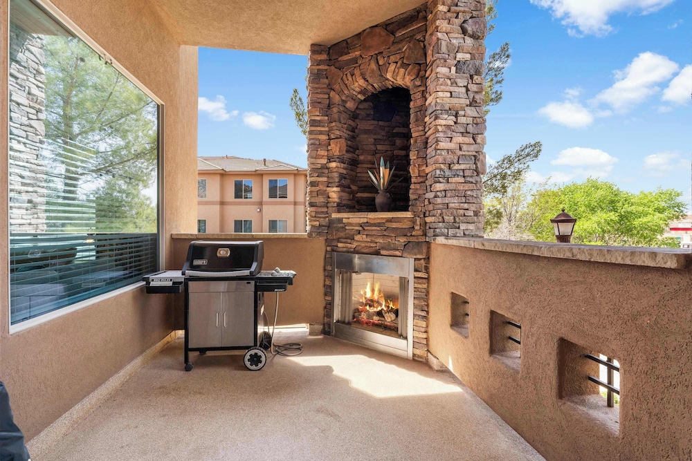 Sunset Vista - Amazing Views - Pet Friendly!