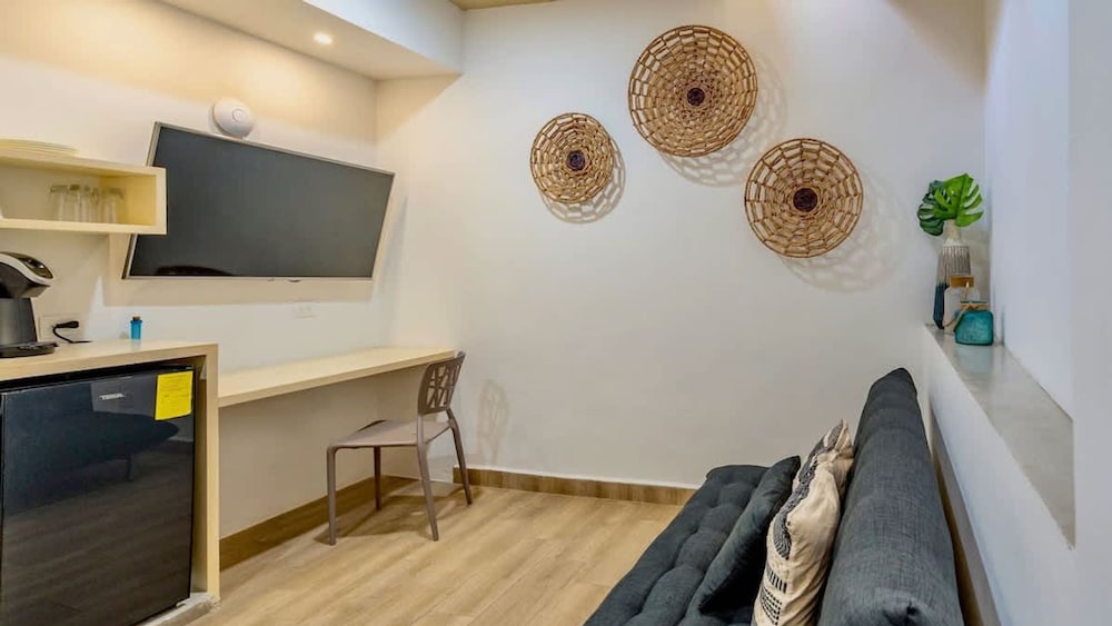 Great Located Spacious 2 BR Apartment With Amazing Terrace by Waves Management