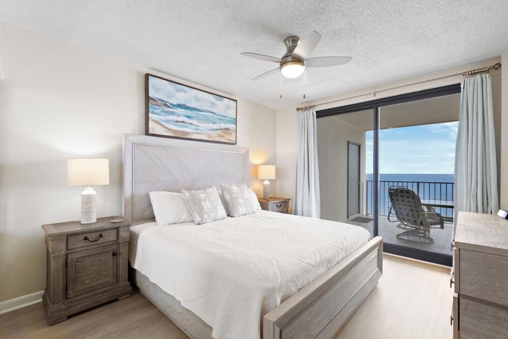 Windward Pointe 1502
