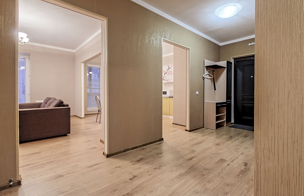 FlatHome24 Fermskoye 20