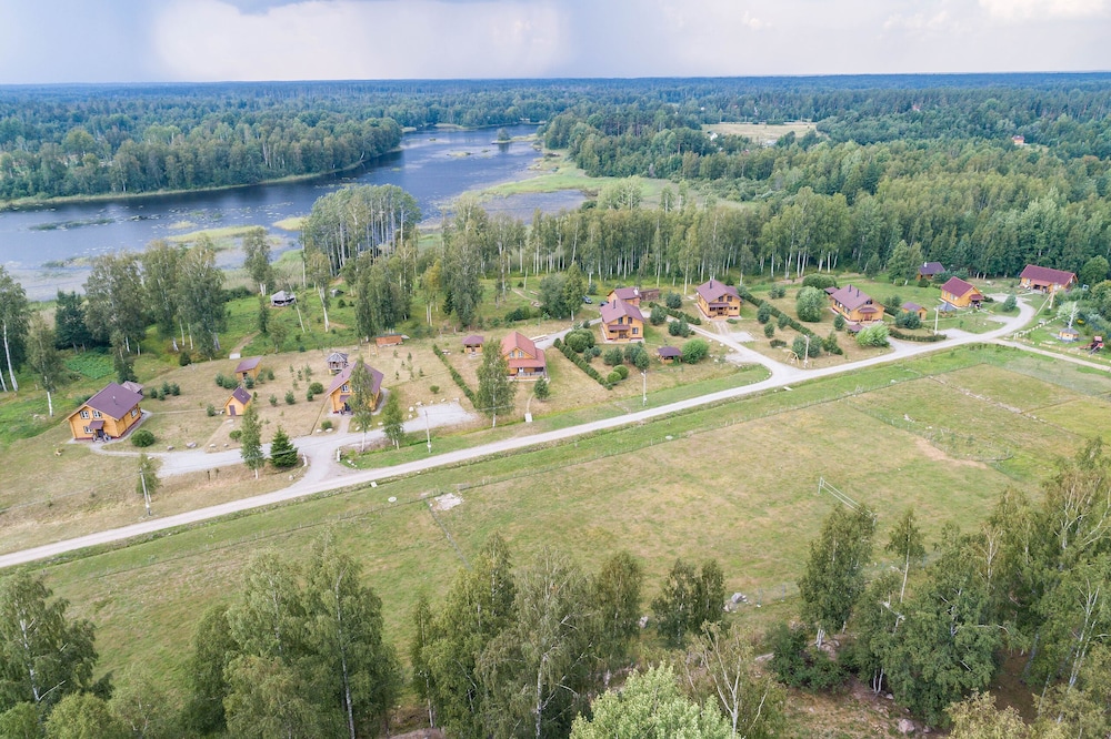 Cottage complex Ozerny Bereg