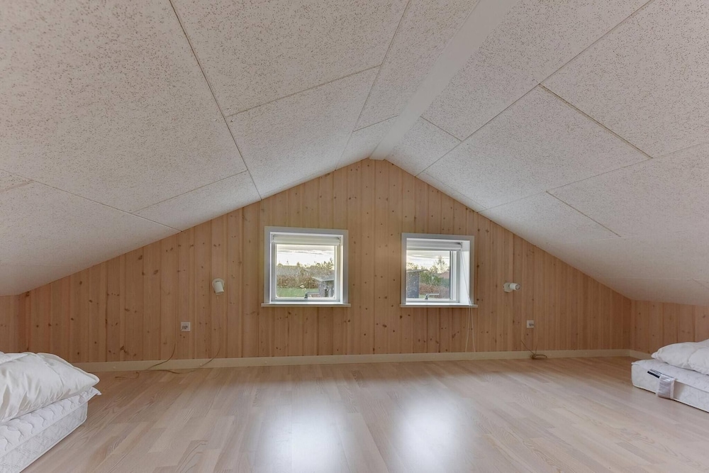 2 Houses In One I Family Friendly I Kids I Sauna I Beach I Large Garden view 3