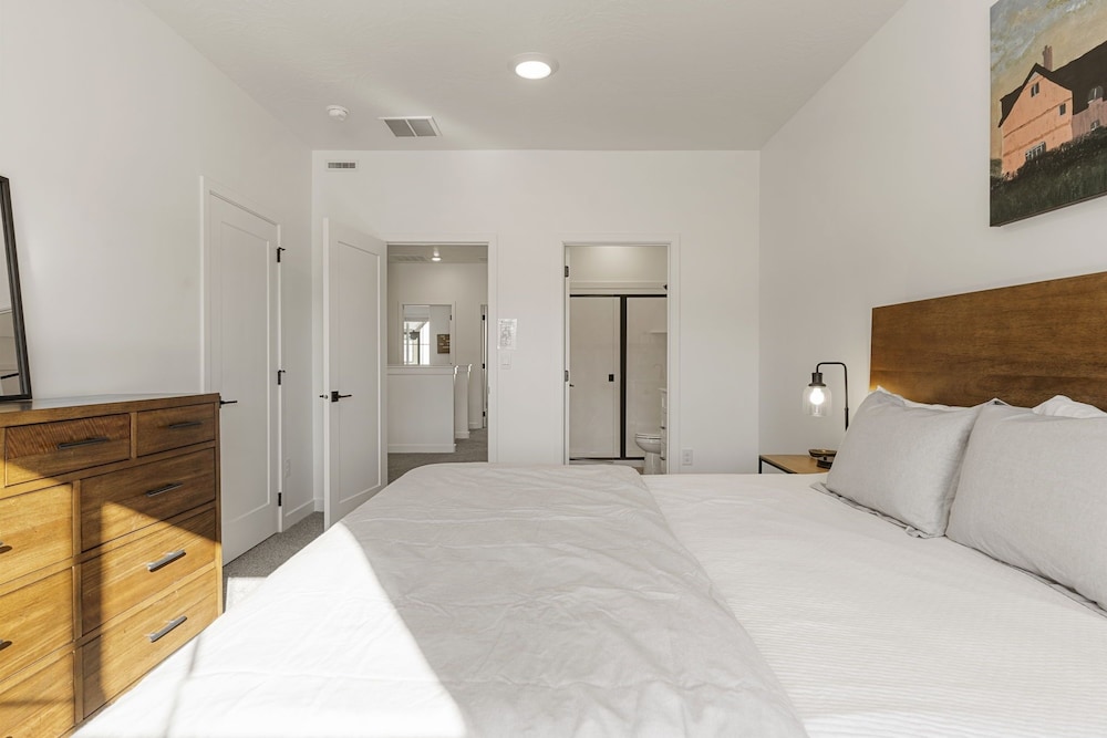 Desert Retreat Near Sand Hollow 4 Bedroom Townhouse