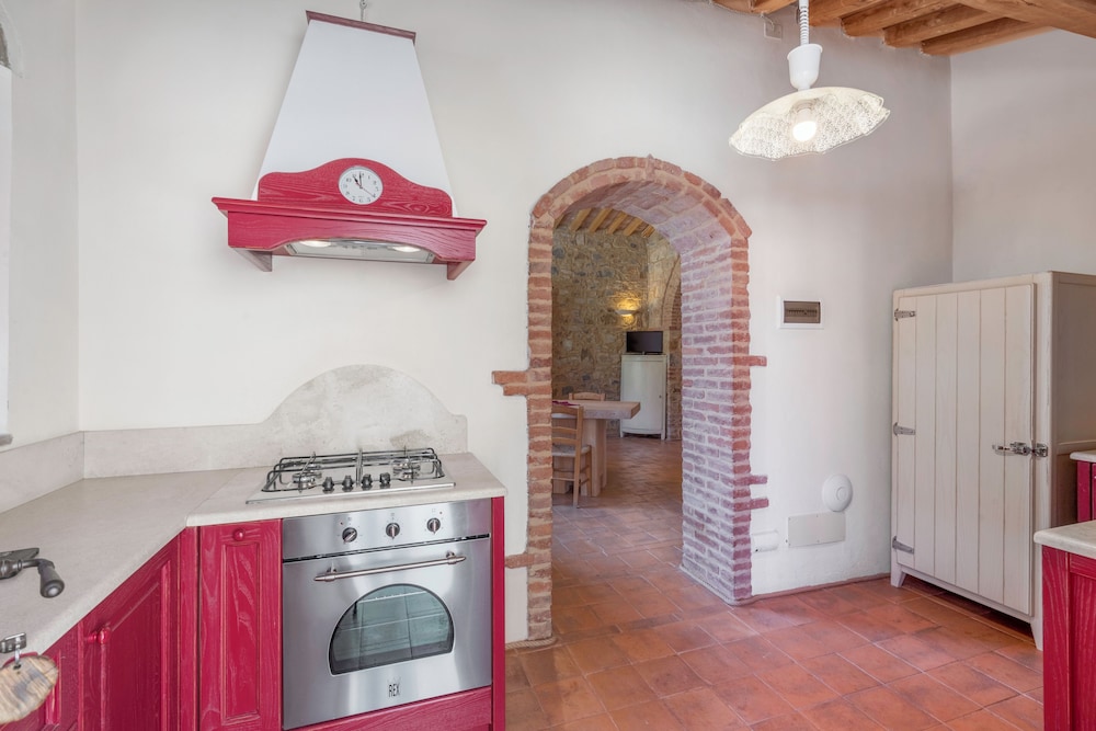 Le Fonti Apartments With Ac Near Siena
