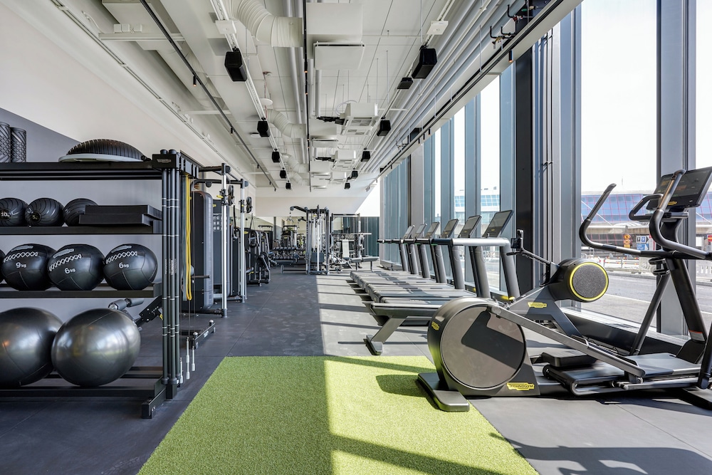Vantaa Vacations - Comfort Hotel Helsinki Airport - Property Image 12