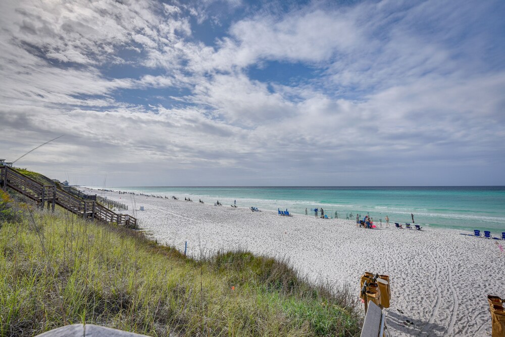 Santa Rosa Beach Townhome: Patio, Walk to Beach! view 4